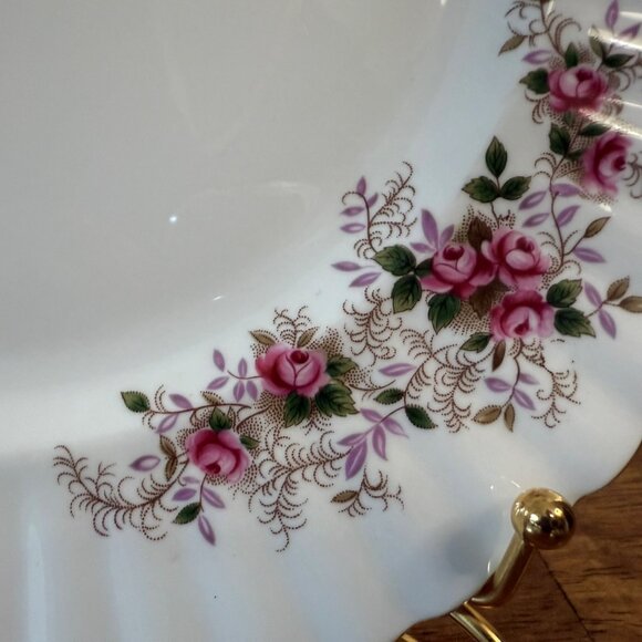 Royal Albert Lavender Rose Luncheon Plates‎ Set of 4 Vintage Bone China Floral - Picture 3 of 6